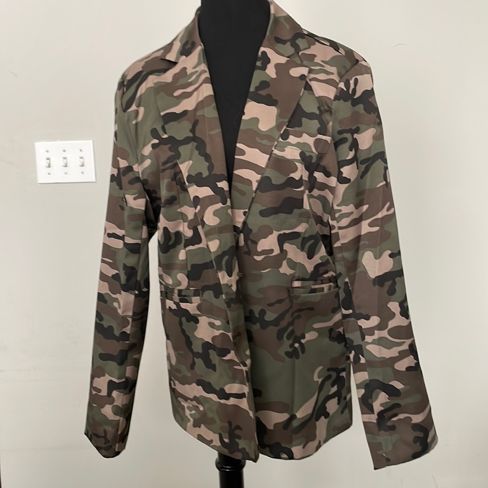 Camouflage Blazer